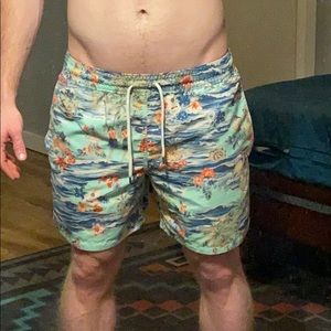 | S | Ralph Lauren Hawaiian Swim Trunks | B&G |